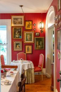 a decorative pink room
